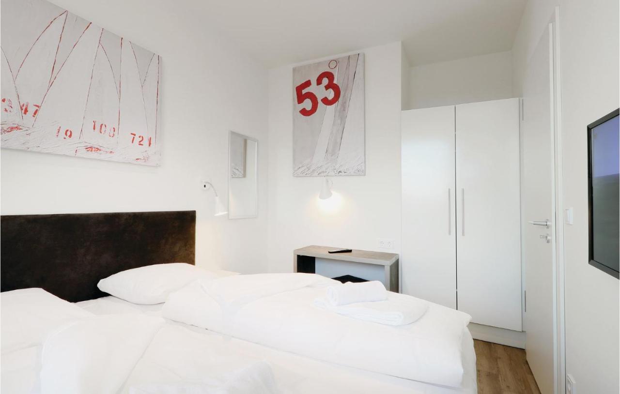 Nice Apartment In Luebeck Travemuende With Kitchen Екстер'єр фото